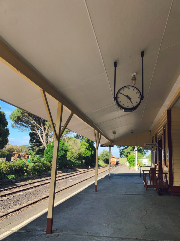Glenbrook Train Station
